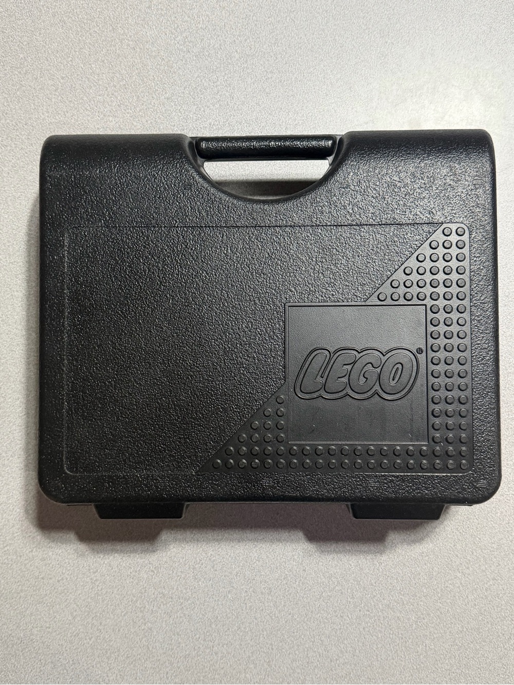 Vintage 1997 LEGO Black Carrying Storage Case
Made USA